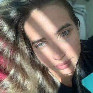 Meet your Posher, Luisa